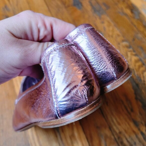 ZVELLE V Metallic Pink Crinkle Leather Moccasin Loafers - Picture 8 of 14